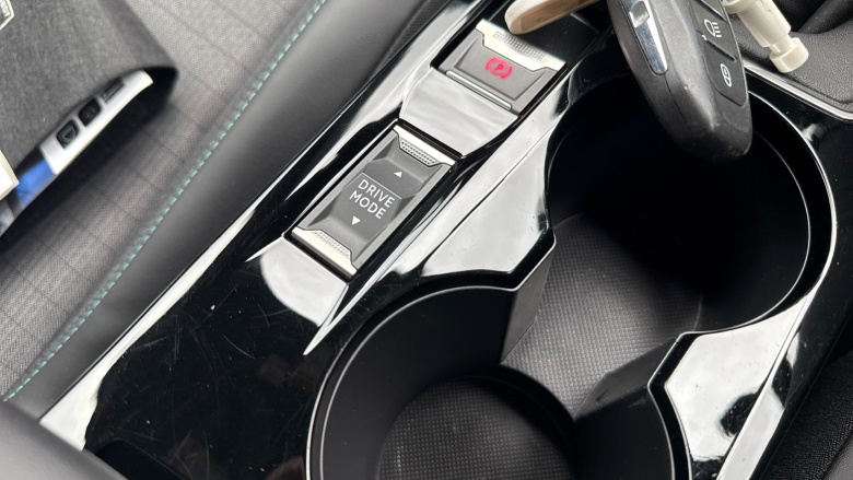 Peugeot 2008 1.2 PureTech Allure Premium+ 5dr Petrol Estate